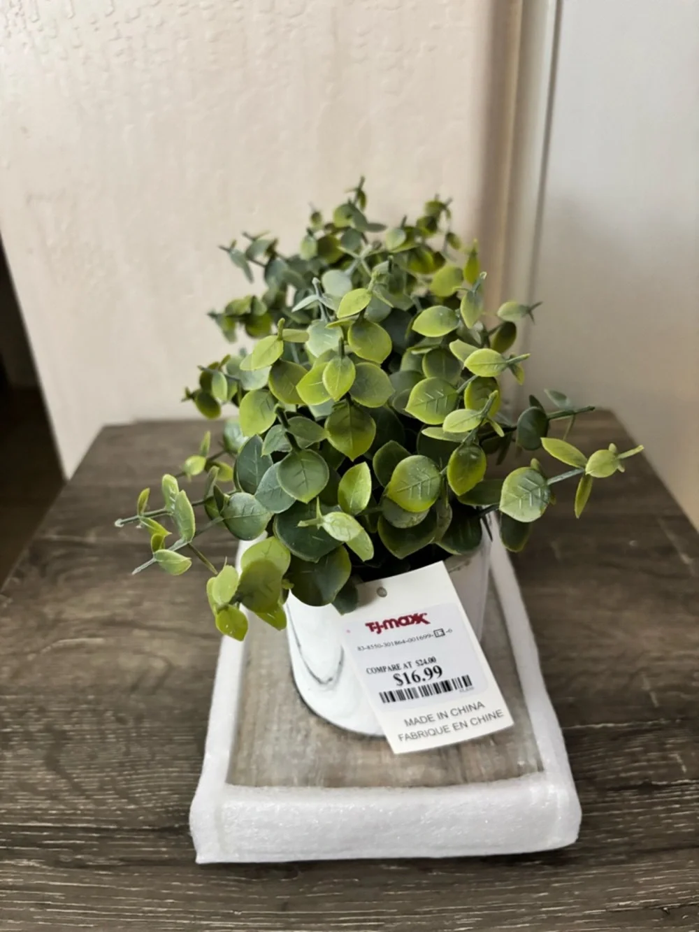 NWT Triple Faux Eucalyptus Planter Set in White Pots